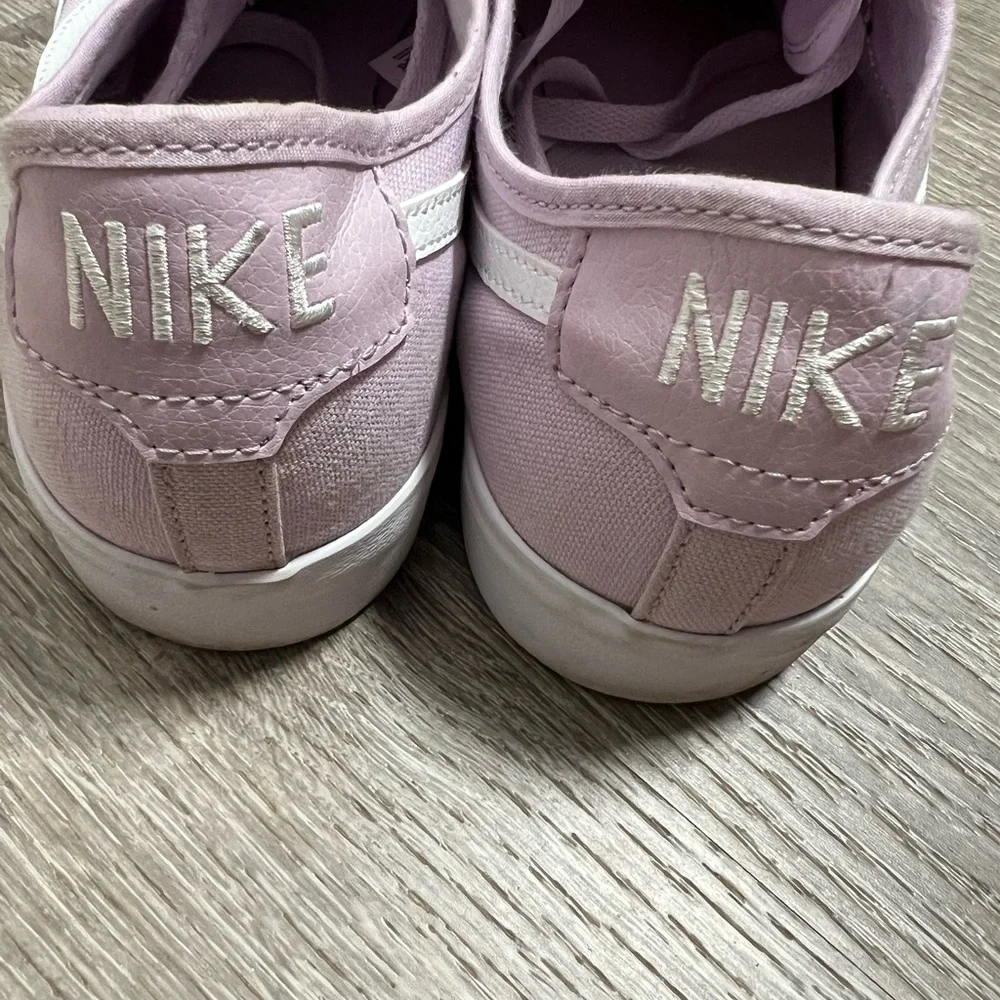 Nike SB Lavender Court Shoes- 10.5‎